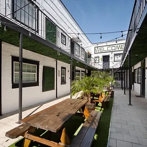 Modern Westshore Apartamento